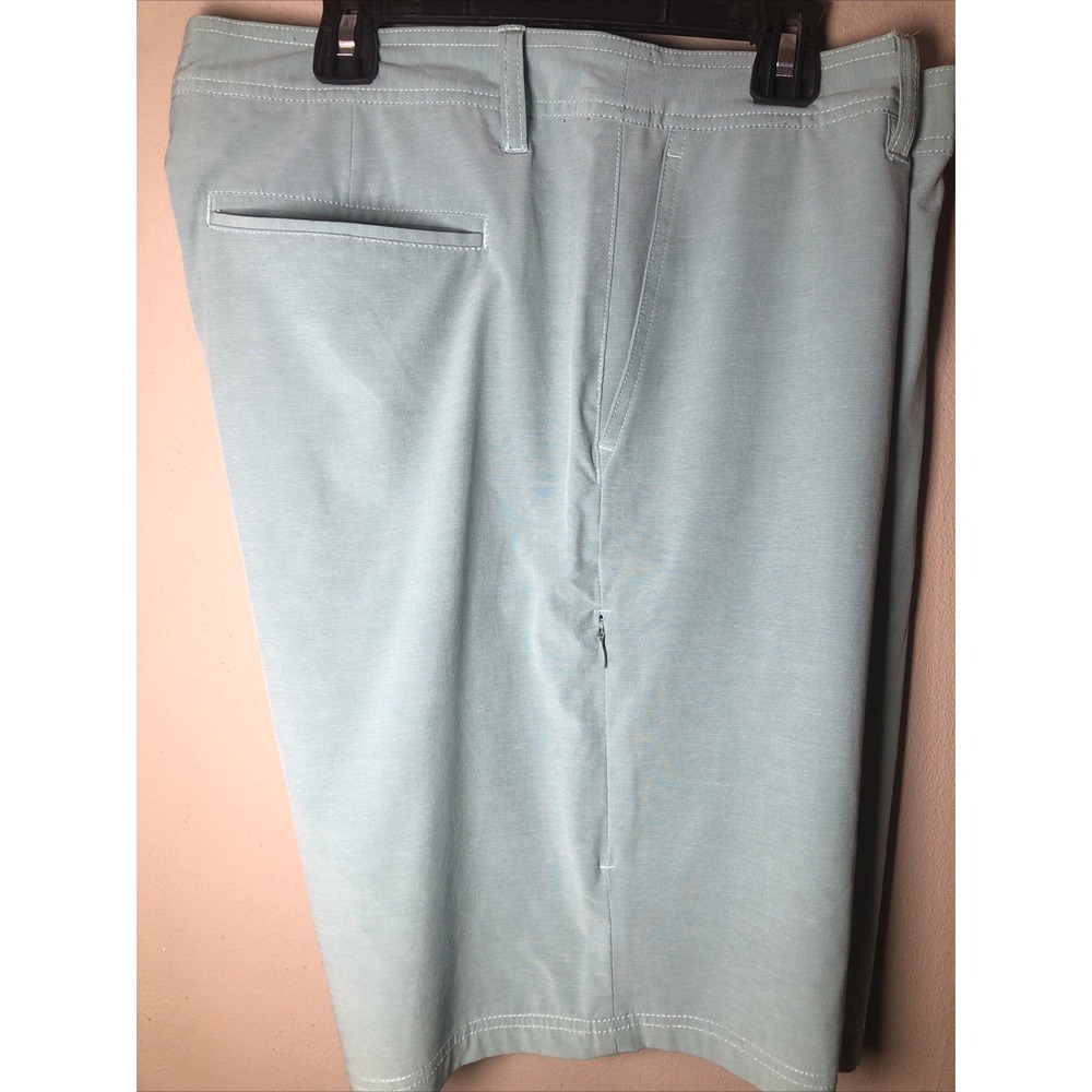 Even Tide Shorts Mens Security Zip Pocket  Size  36 Performance Style Sea Foam